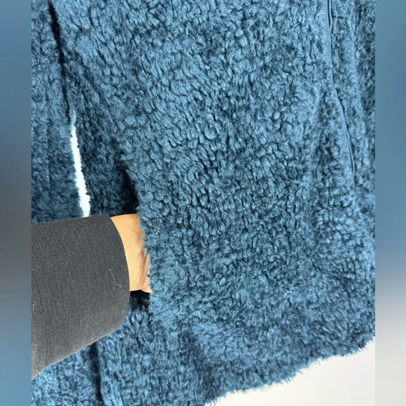 Pendleton Sherpa fuzzy and wool zip front jacket women’s small - Picture 8 of 9